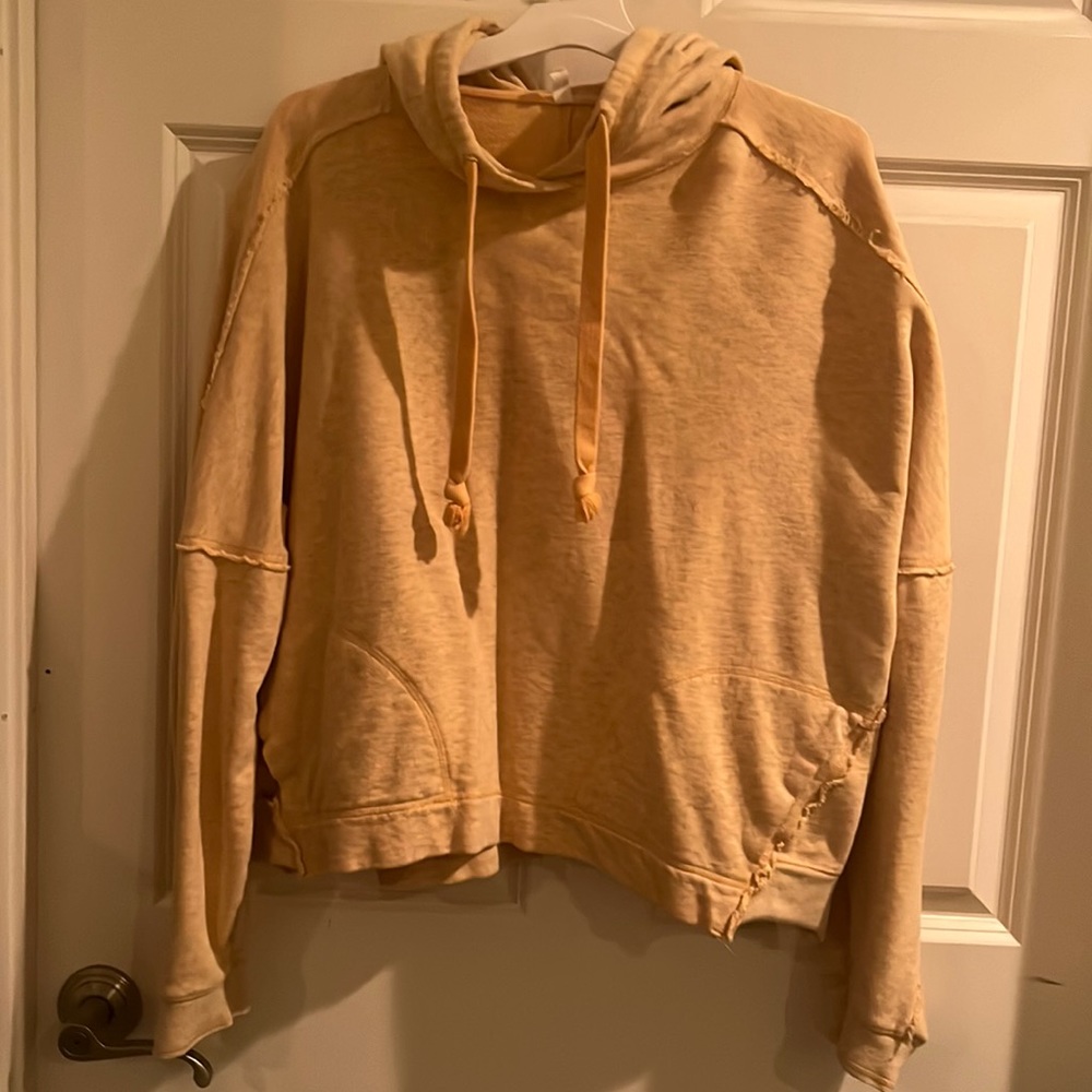 Free People Sweatshirt. Size Medium. Worn once, EUC.